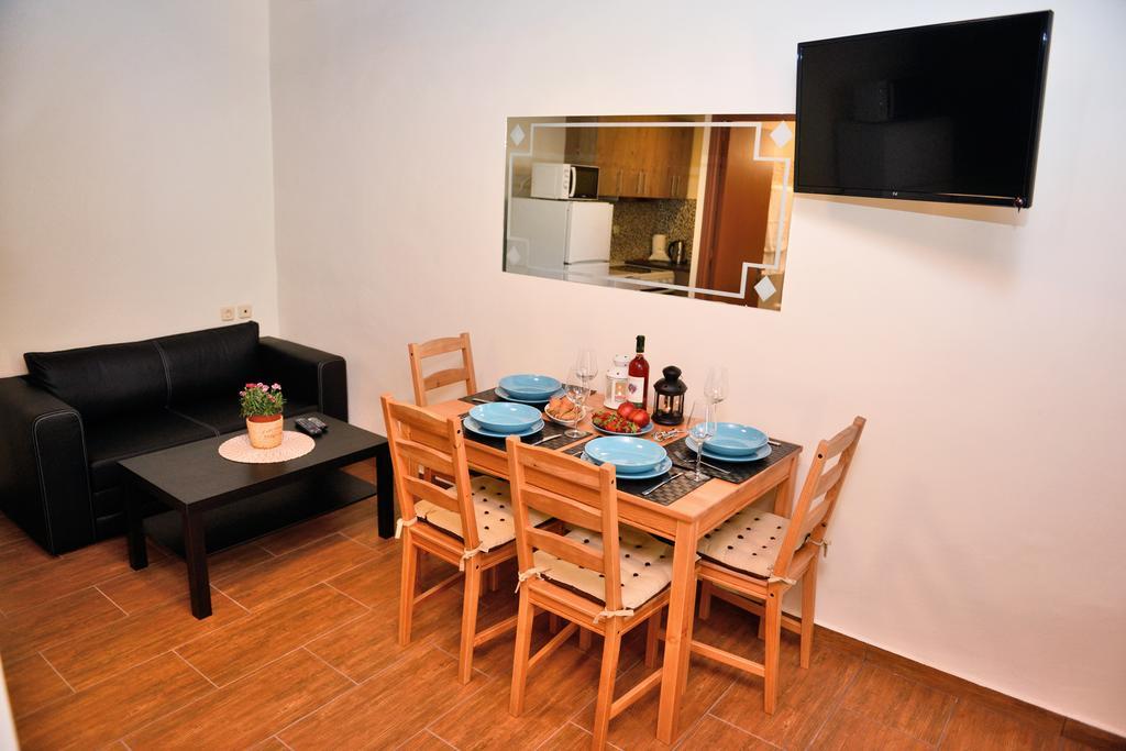 Xenios Zeus Apartment Rhodes City Екстериор снимка